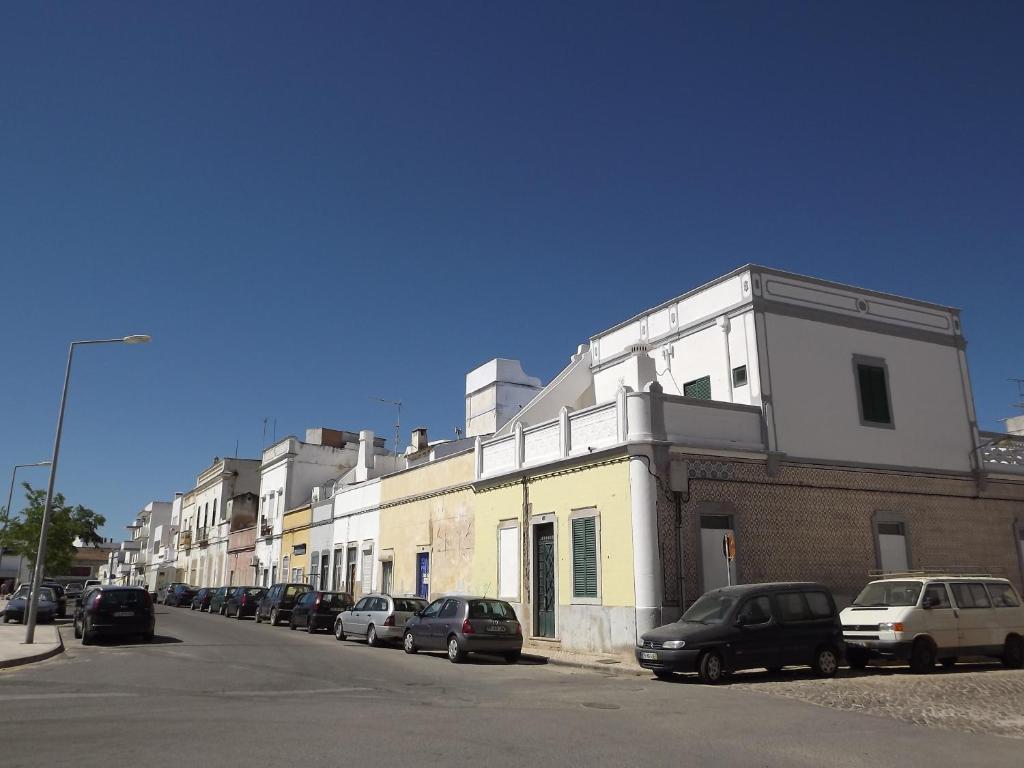 Entrecubos Guesthouse Olhao Luaran gambar