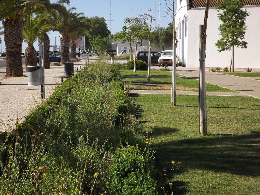 Entrecubos Guesthouse Olhao Luaran gambar