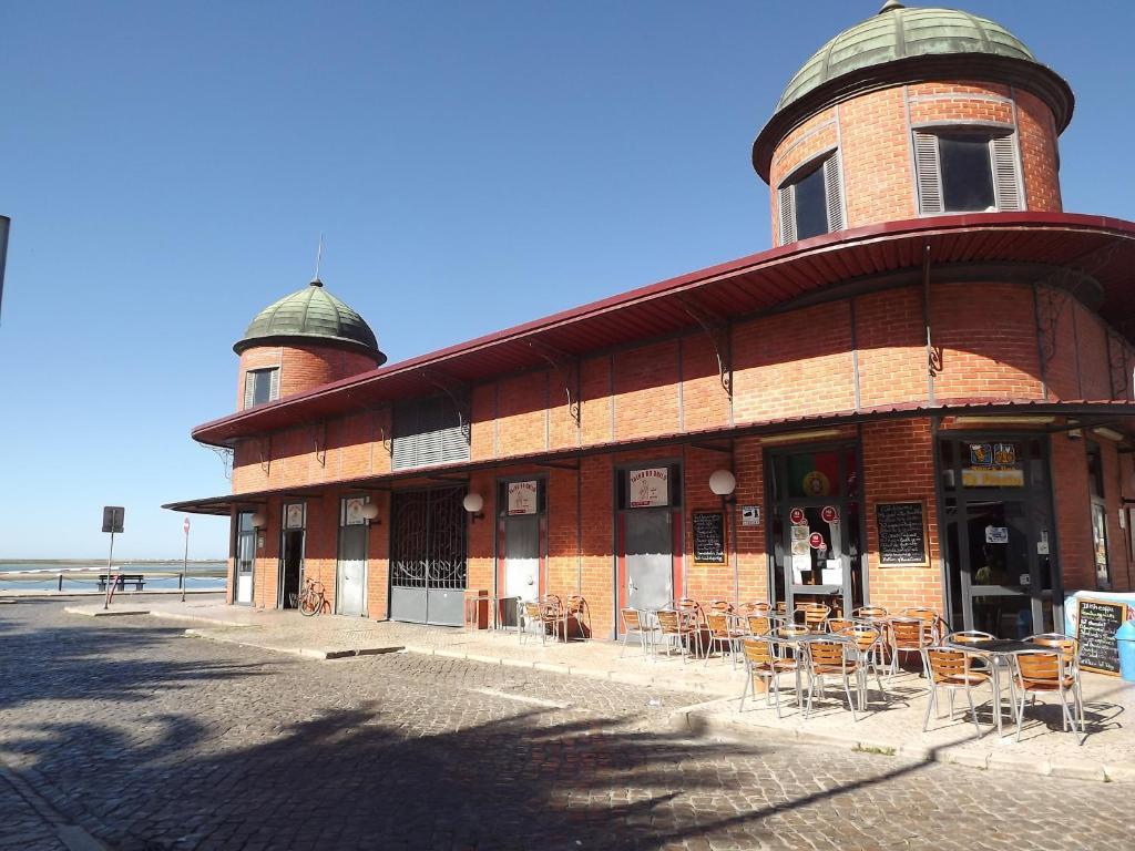 Entrecubos Guesthouse Olhao Luaran gambar